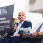 Scott Lees, Transport Scotland (l) and Robin Beckmann, Welsh Government