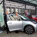 Transport Minister Baroness Kramer and LowCVP Chairman Darran Messem at vehicle display outside LowCVP Conference